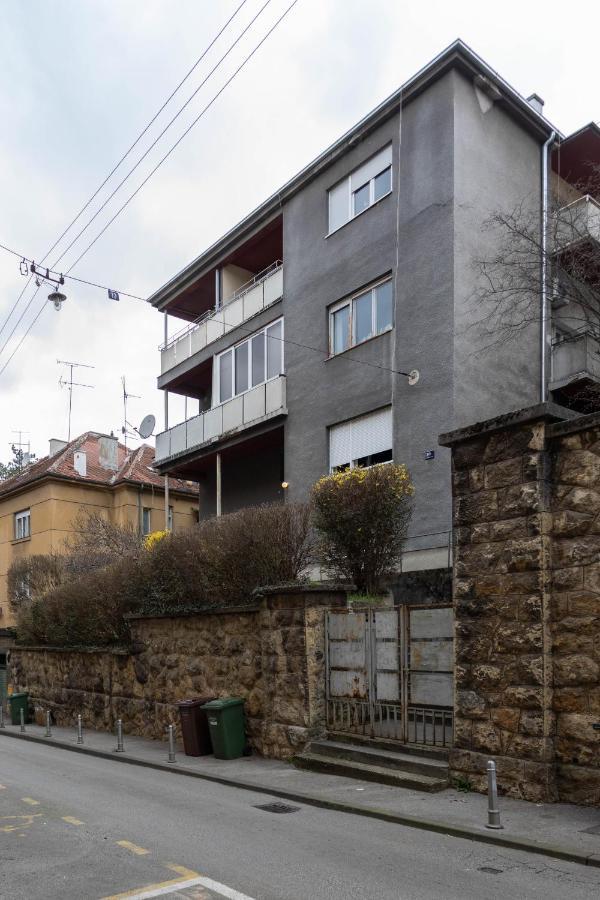 Ferienwohnung Modern Studio Near British Square Zagreb Exterior foto